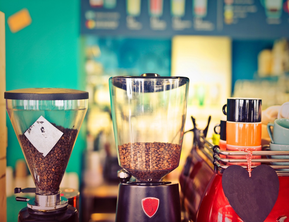 Bean-To-Cup Vs. Traditional Espresso Coffee Machines